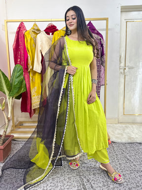 Parrot Green Backless Kurta Set